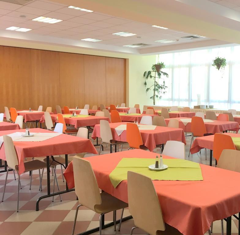 Готель Ceu Konferencia Koezpont Будапешт