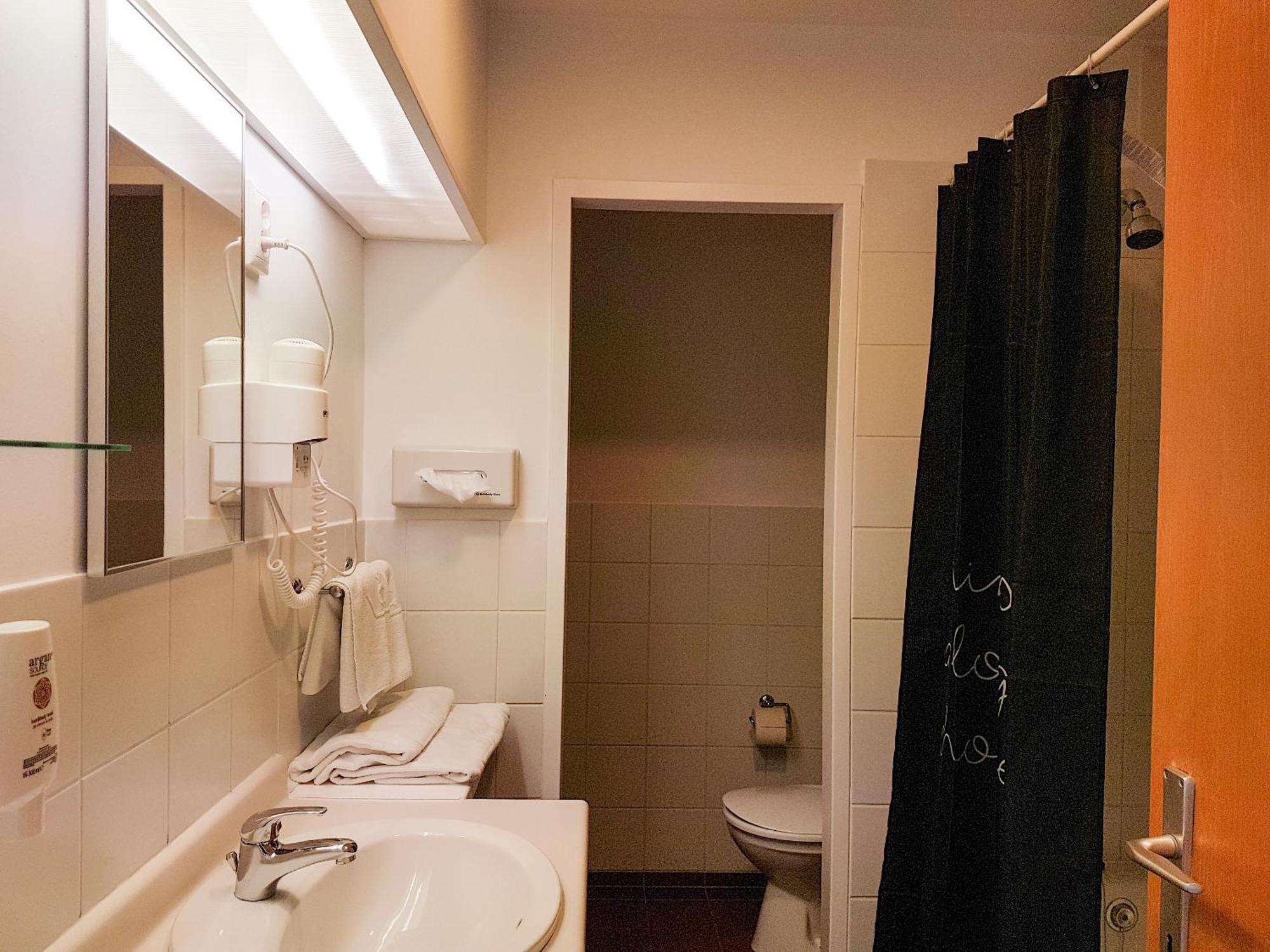 Hotel Ceu Konferencia Központ