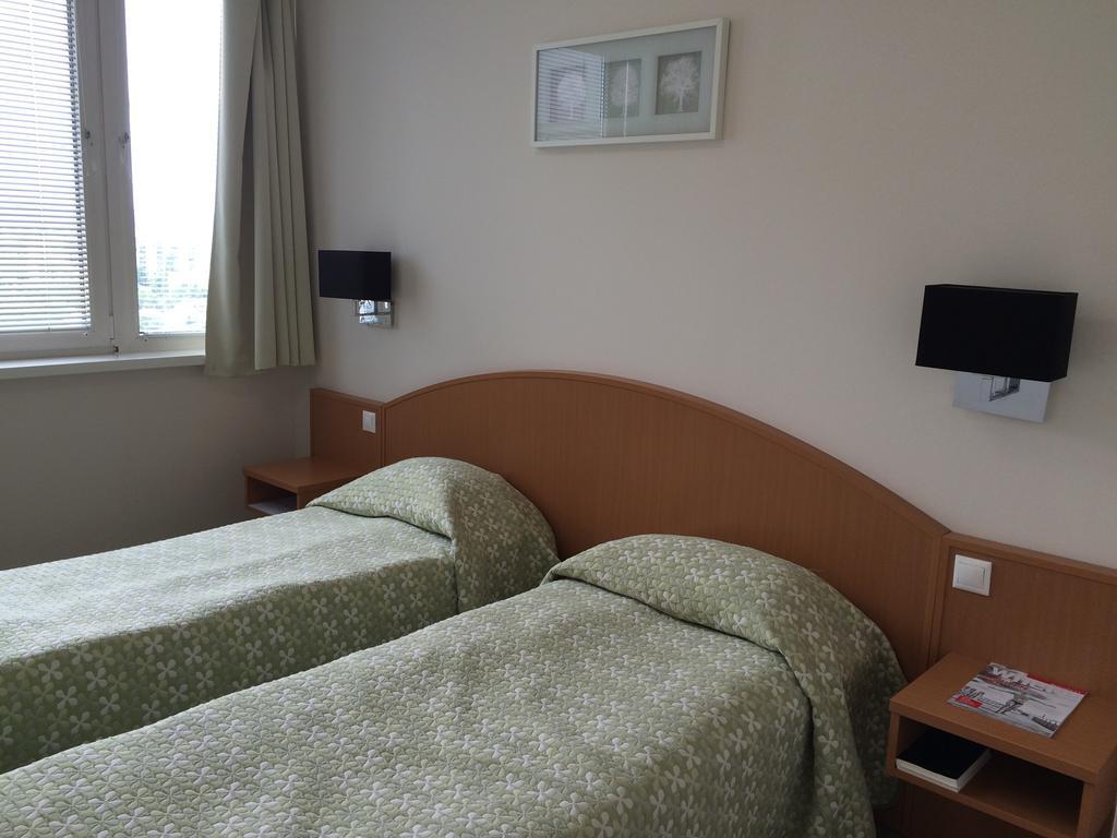 Hotel Ceu Konferencia Központ 3*